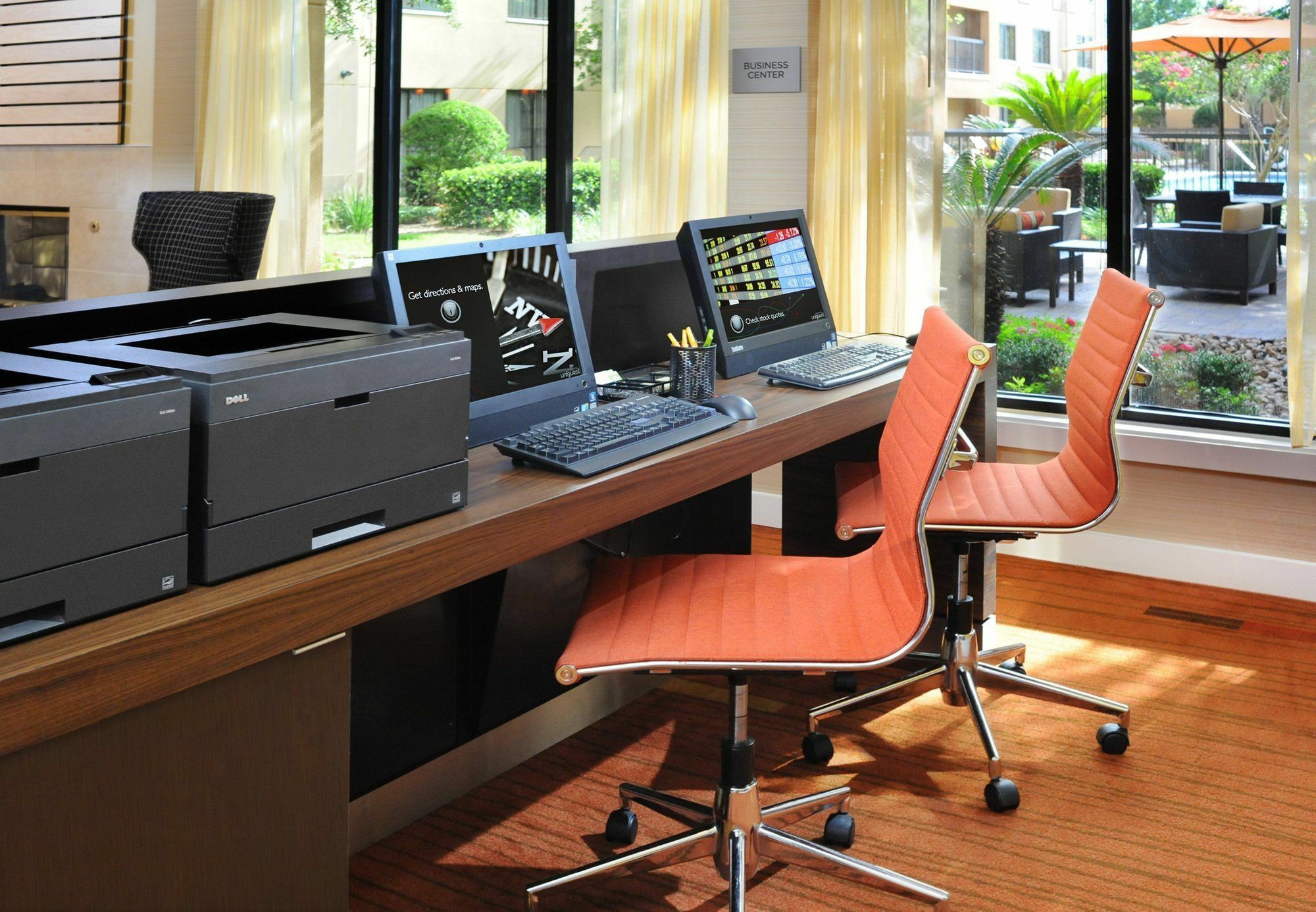 Courtyard By Marriott Houston Hobby Airport Hotel Bagian luar foto